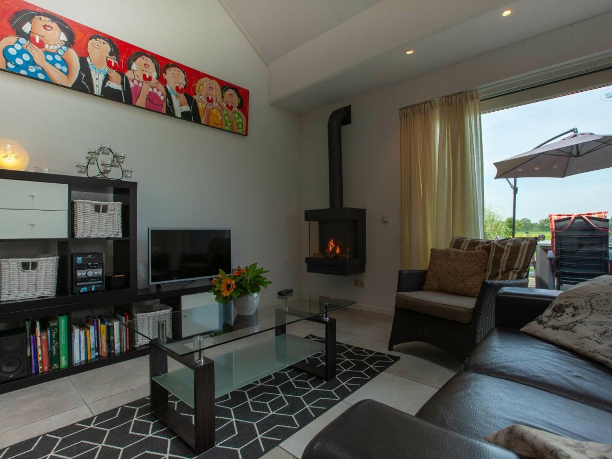 Luxury Holiday Home With Private Terrace Langweer Exterior foto