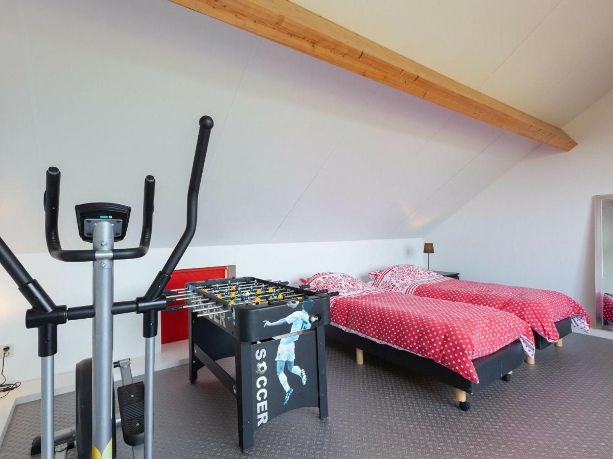 Luxury Holiday Home With Private Terrace Langweer Exterior foto